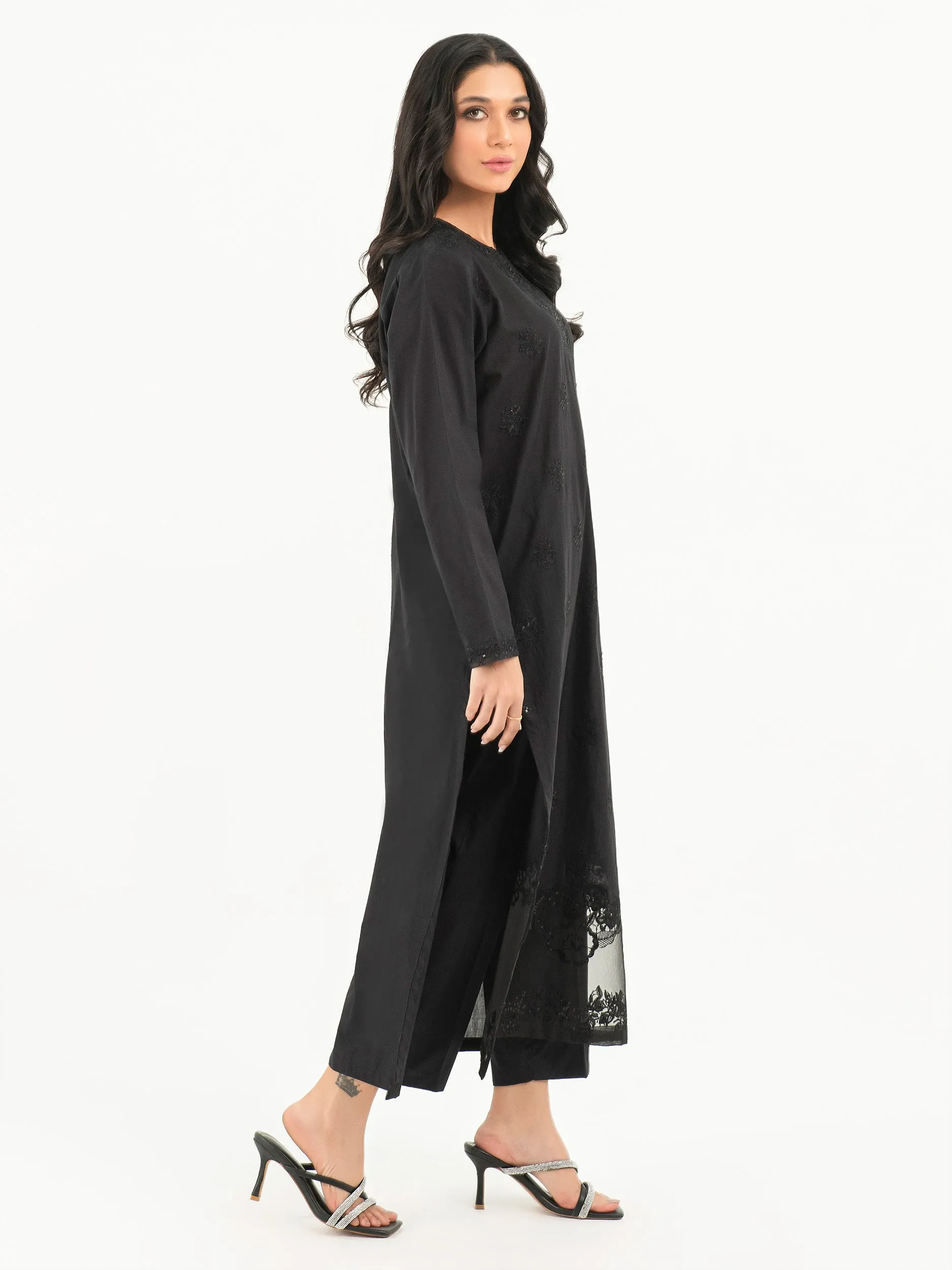 2 Piece Cambric Suit-Embroidered (Pret)