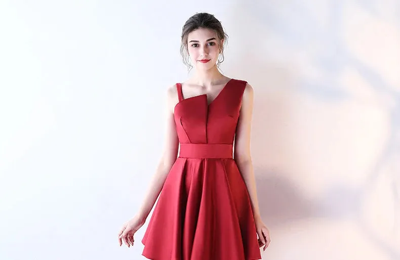 Burgundy Wedding Guest Dresses Short Satin Sexy V Neck One Shoulders ALine Vestido De Gala Elegant Bridesmaid Party Gown Cocktail