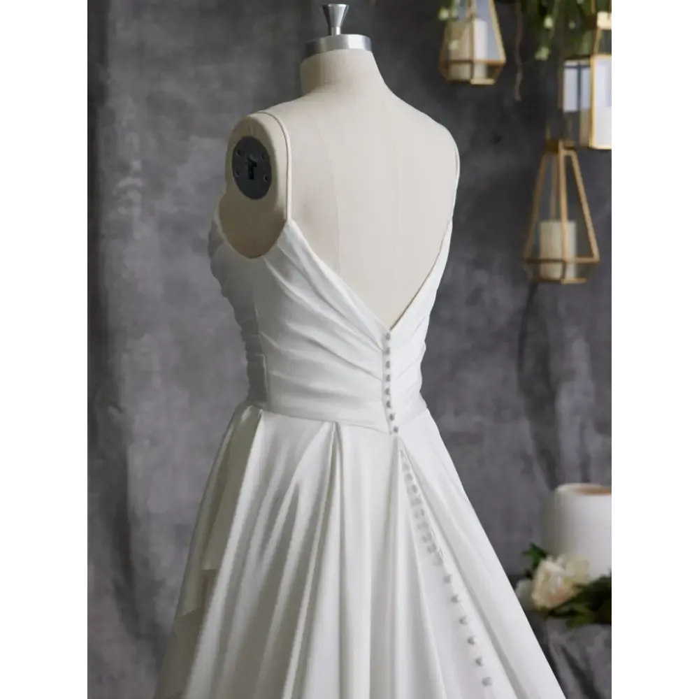 Cezanne by Sottero and Midgley