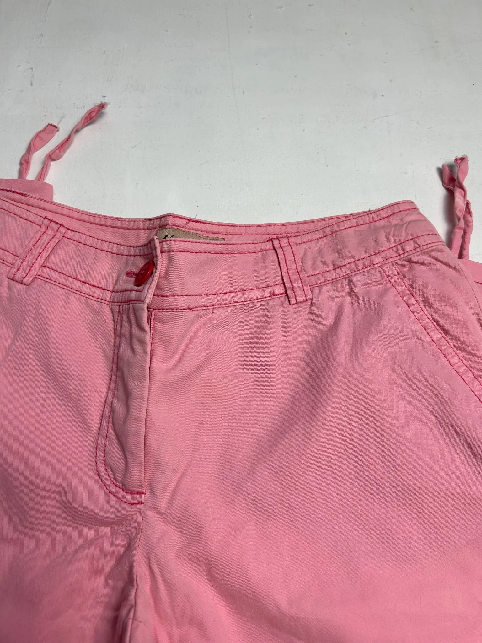 Pink ruched low rise capri pants (S)